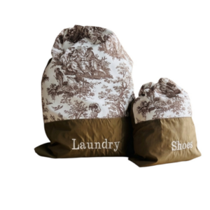 Shoes & laundry / toile marron
