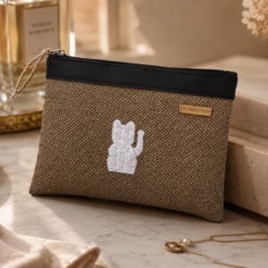 Organizador tv small mimbre - cinta negra - bordado gato
